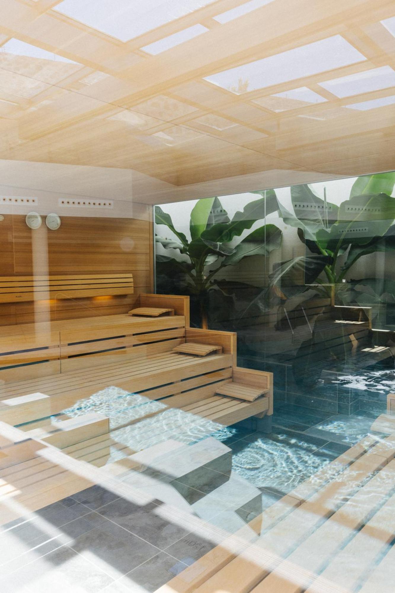 Hotel Bancal And 4*