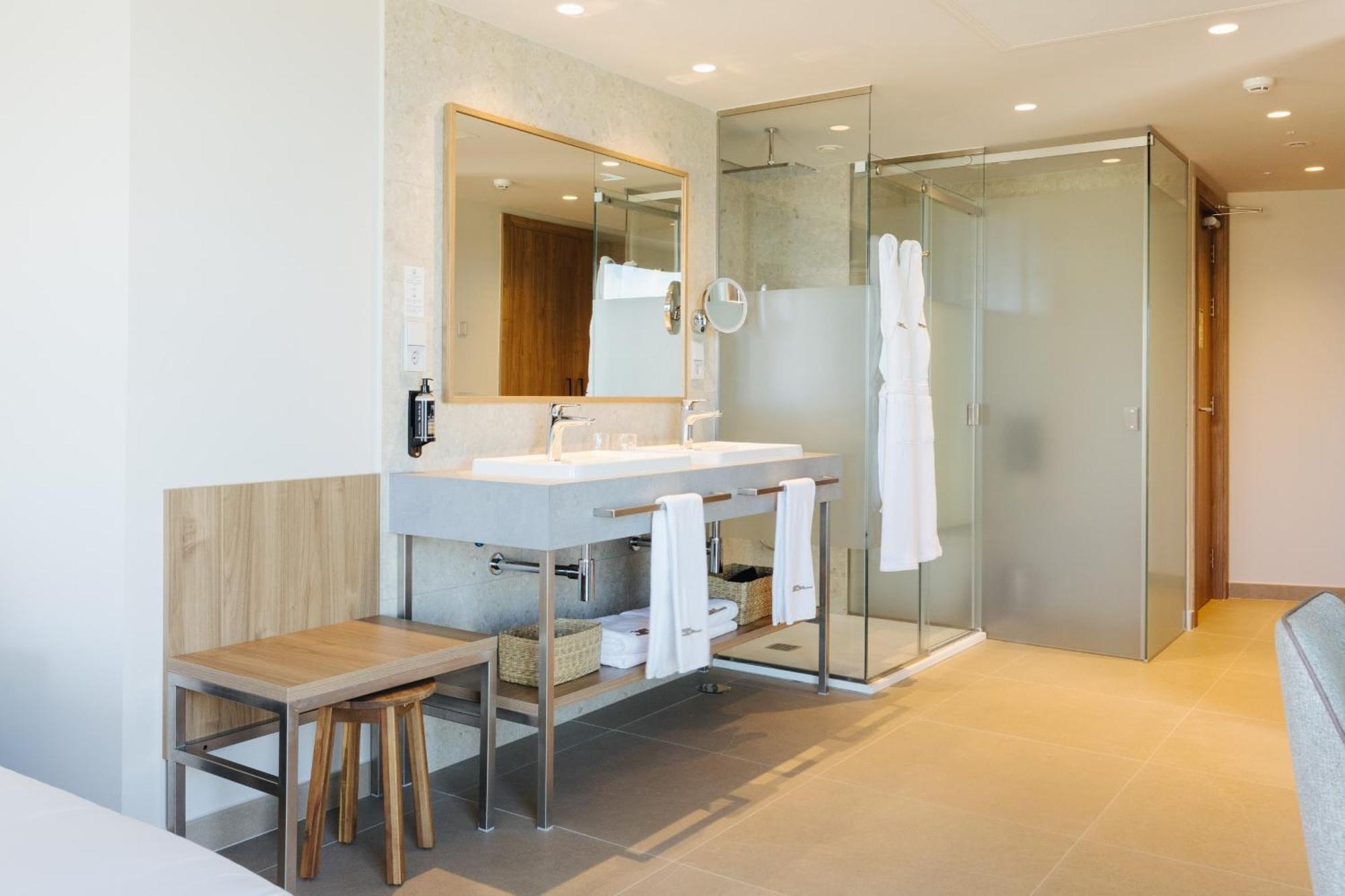 Hotel Bancal And 4*